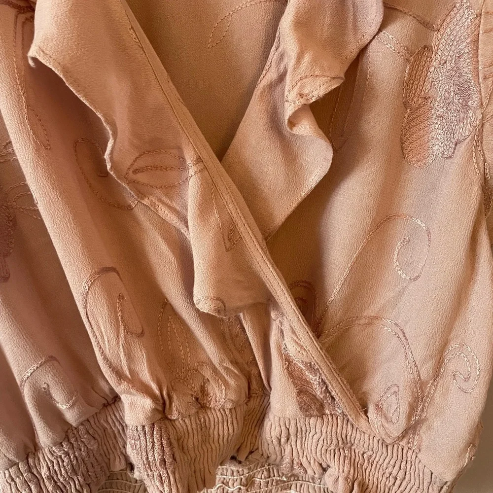 ASTR Women's Pink Ruffle Top - Picture 4 of 5
